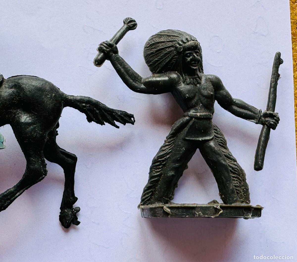 Figuras de goma y PVC: FIGURAS PLASTICO INDIOS Y VAQUERO A CABALLO - Foto 3