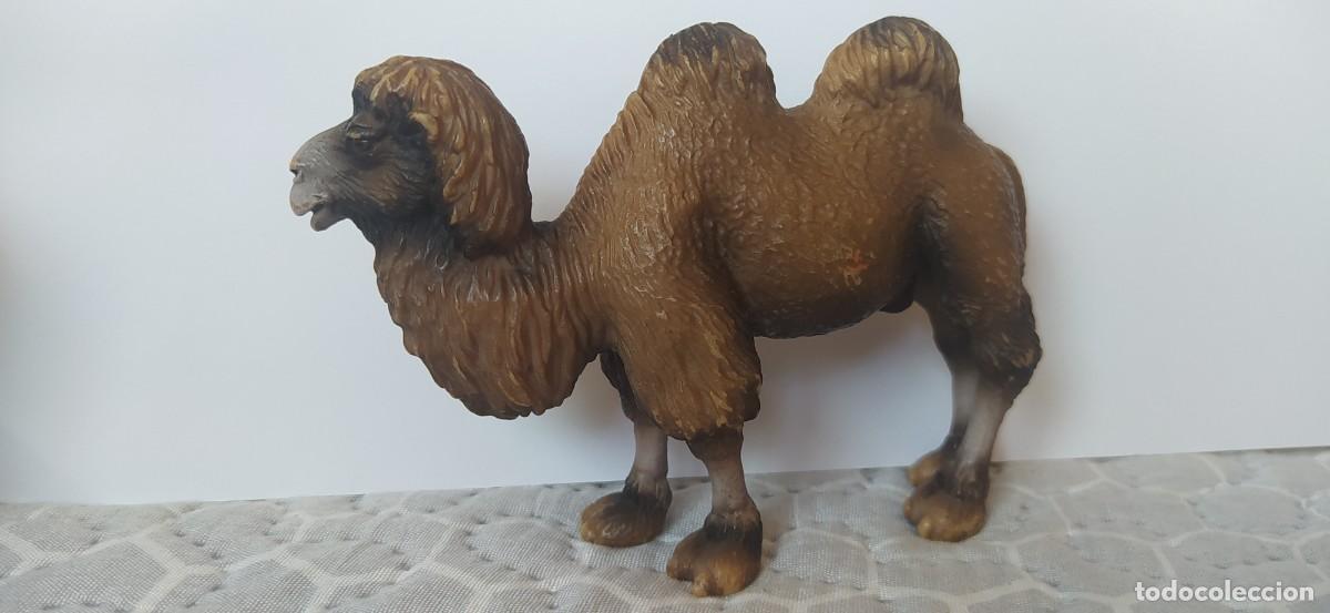 Figuras de goma y PVC: CAMELLO BACTRIANO DE PVC SCHLEICH - Foto 1