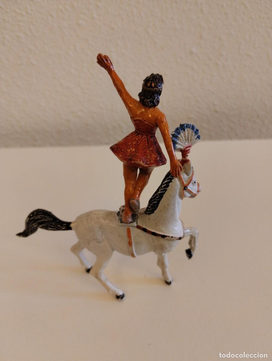 Figuras de goma y PVC: Mujer equilibrista con su caballo. Jecsan - Foto 2