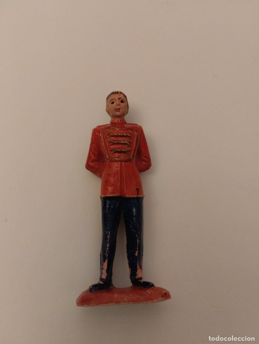 Figuras de goma y PVC: Mozo de pista circo. Jecsan - Foto 3