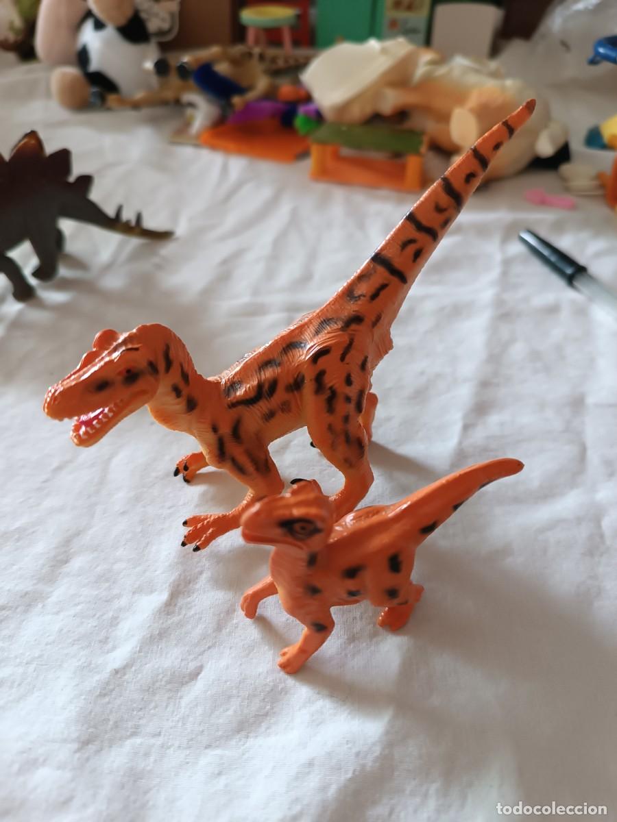 Figuras de goma y PVC: Dinosaurios surtidos - Foto 4