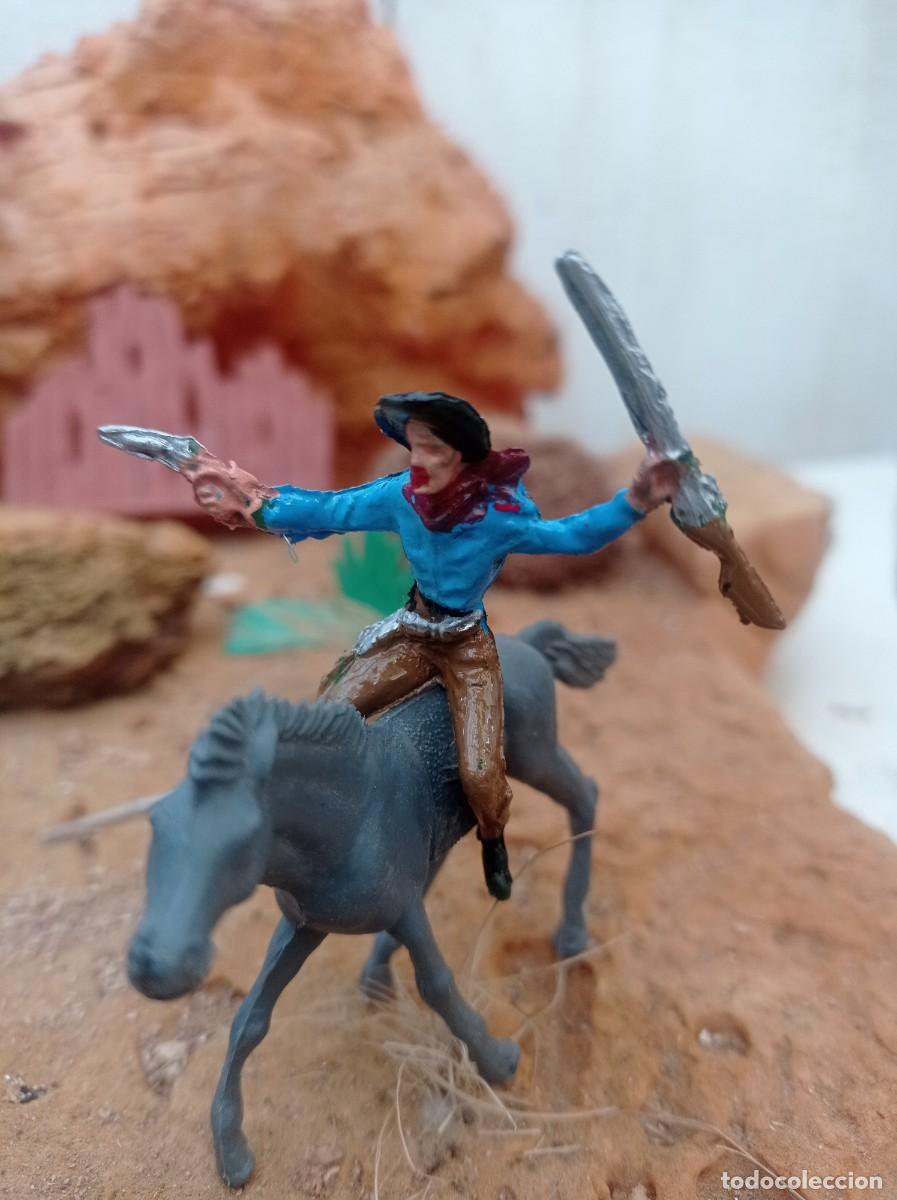 Figuras de goma y PVC: Vaquero y caballo de comansi - Foto 1