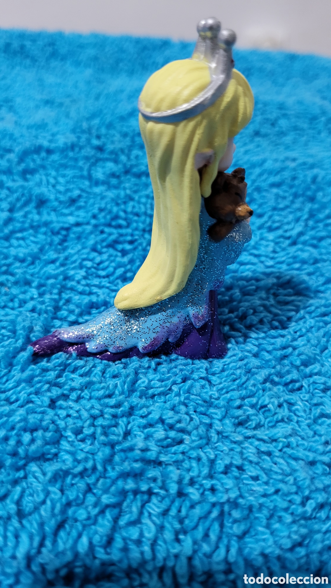 Figuras de goma y PVC: Mu&ntilde;eca Princesa Magiki - Foto 2