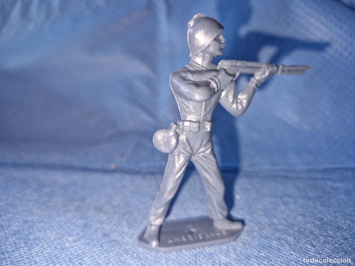 Figuras de goma y PVC: SOLDADO AMERICANOS DE COMANSI - Foto 1