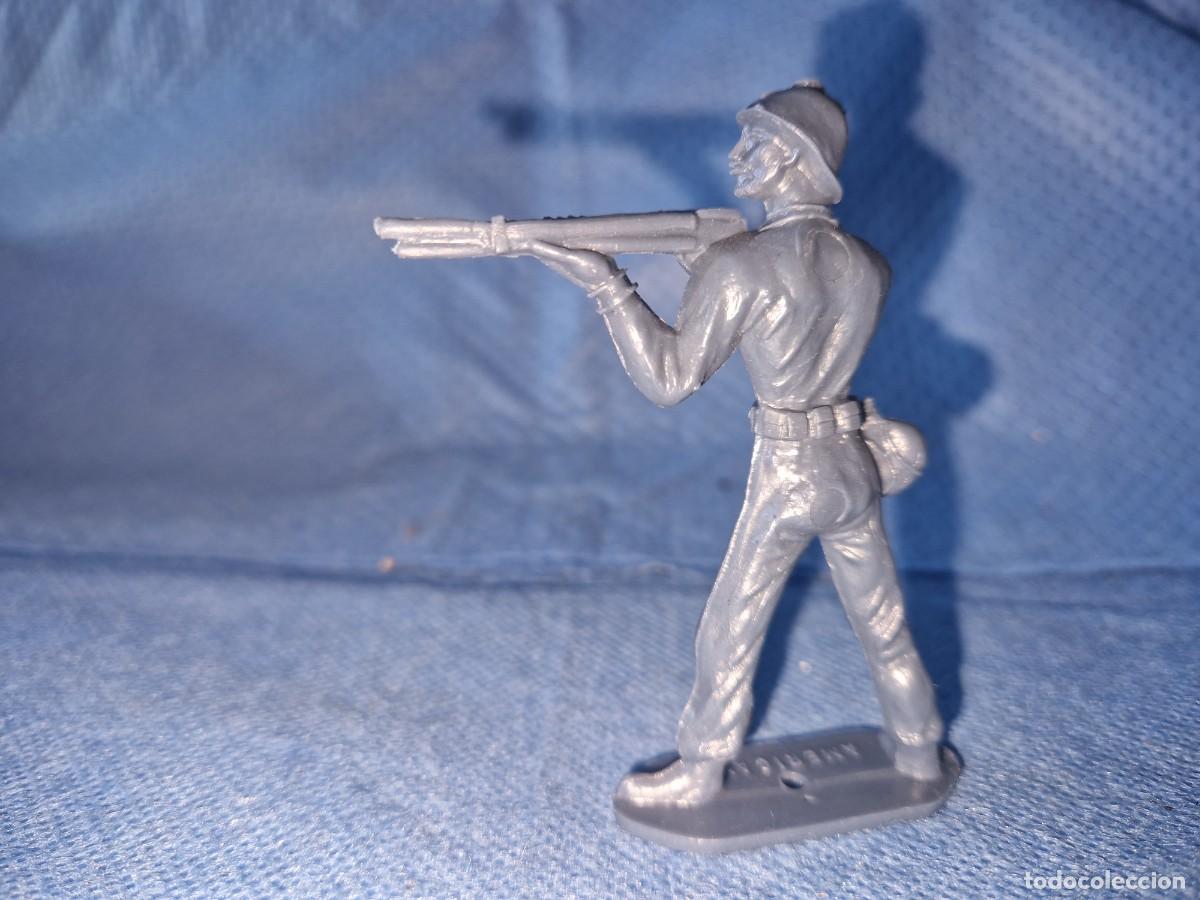 Figuras de goma y PVC: SOLDADO AMERICANOS DE COMANSI - Foto 2