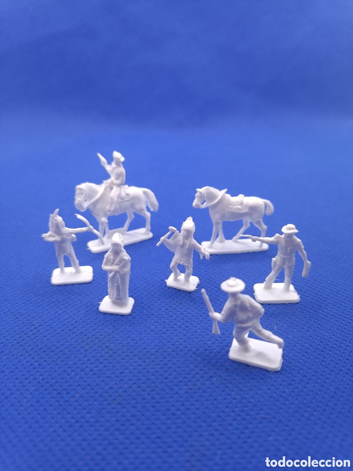 Figuras de goma y PVC: Figuaras indios vaqueros oeste Montaplex - Foto 1