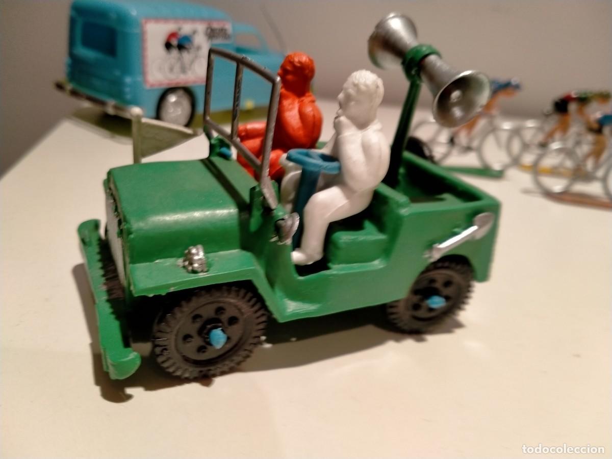 Figuras de goma y PVC: Pelot&oacute;n ciclista Sotorres - Foto 5