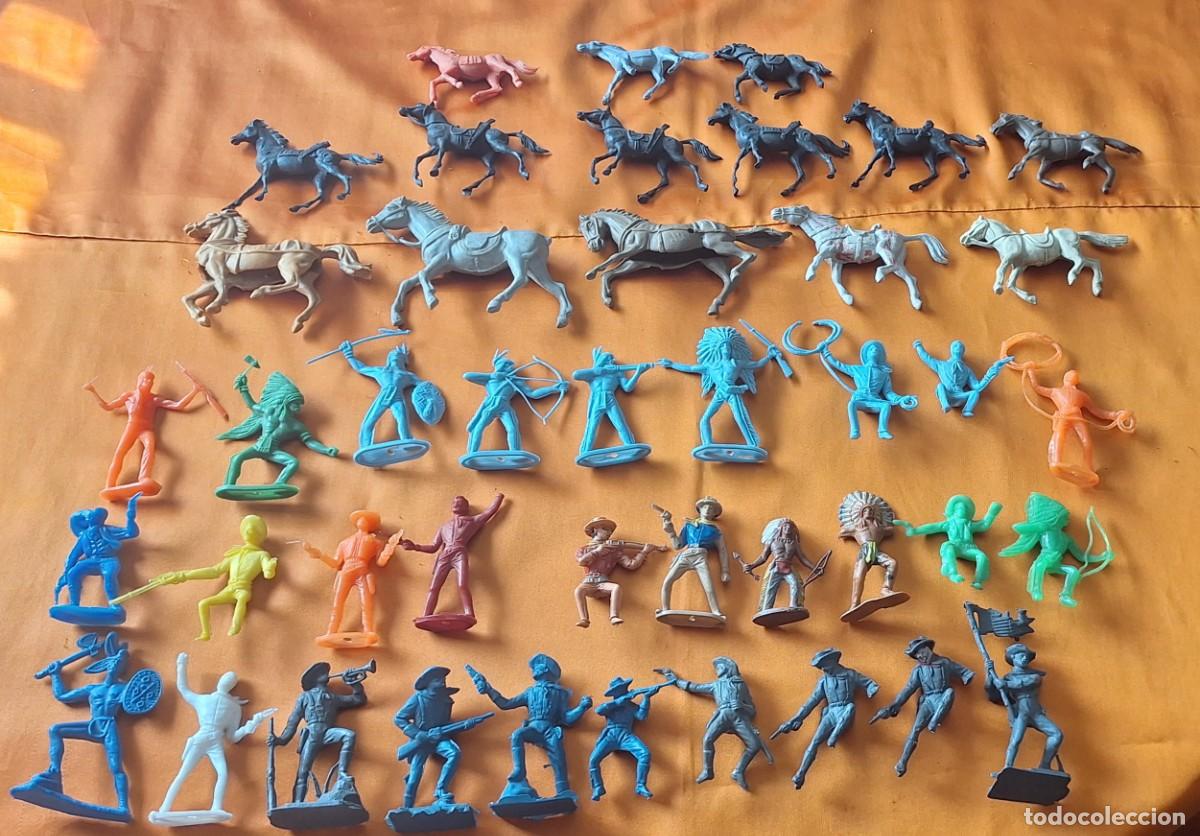 Figuras de goma y PVC: Lote Indios y Vaqueros de Pl&aacute;stico - Comansi - Jecsan - Reamsa - - Foto 1