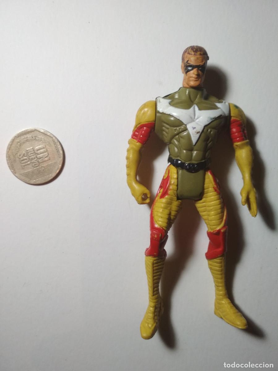 Figuras de goma y PVC: Figura bootleg Robin DC rareza - Foto 1