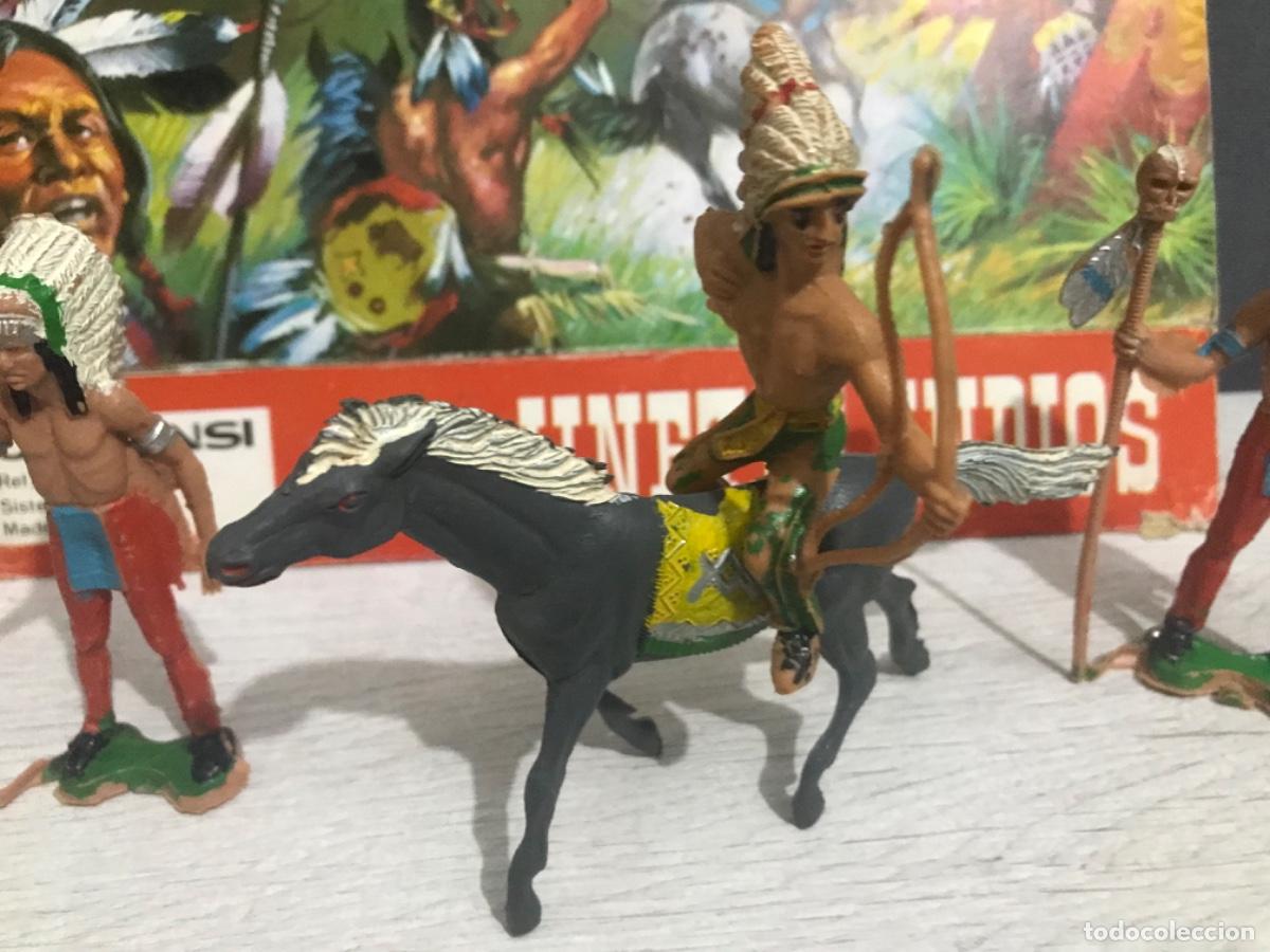 Figuras de goma y PVC: Jinetes indios comansi ref 210 - Foto 5