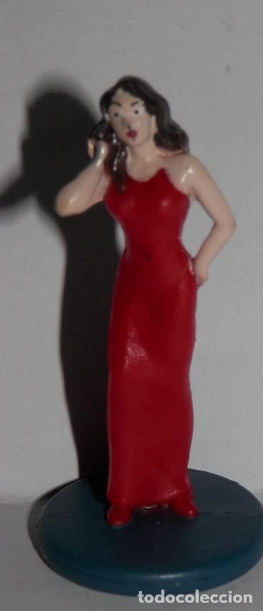 Figuras de goma y PVC: PEQUE&Ntilde;A FIGURA DE PVC DE LA MARCA HASBRO