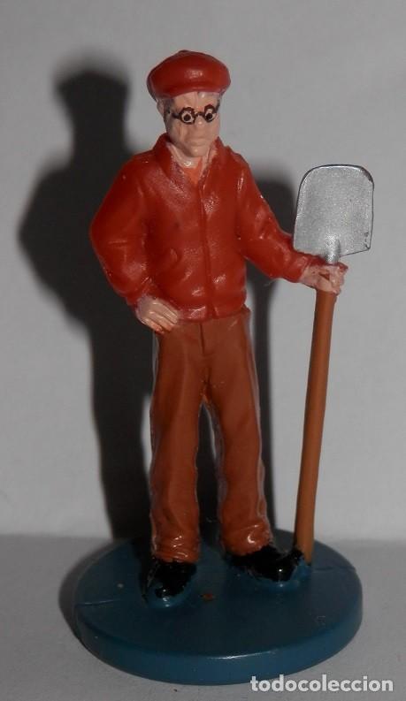 Figuras de goma y PVC: PEQUE&Ntilde;A FIGURA DE PVC DE LA MARCA HASBRO