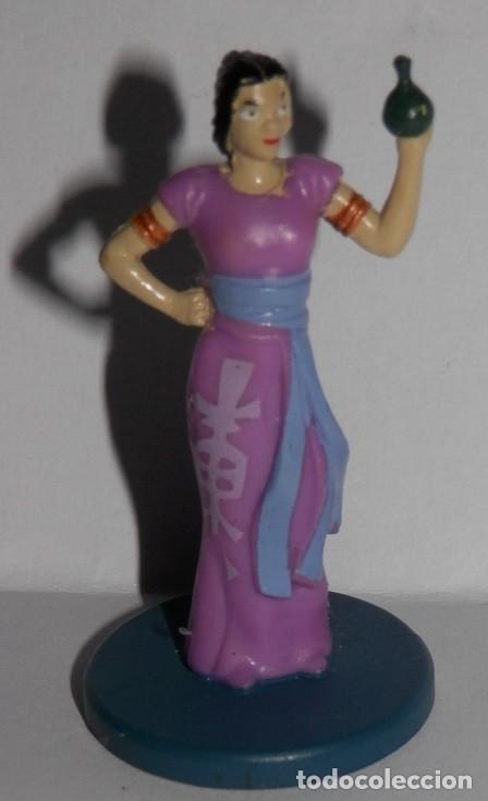 Figuras de goma y PVC: PEQUE&Ntilde;A FIGURA DE PVC DE LA MARCA HASBRO