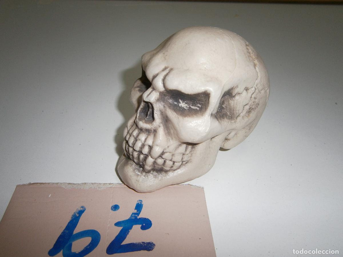 Figurines en Caoutchouc et PVC: FIGURA DE GOMA O PVC - CRANEO