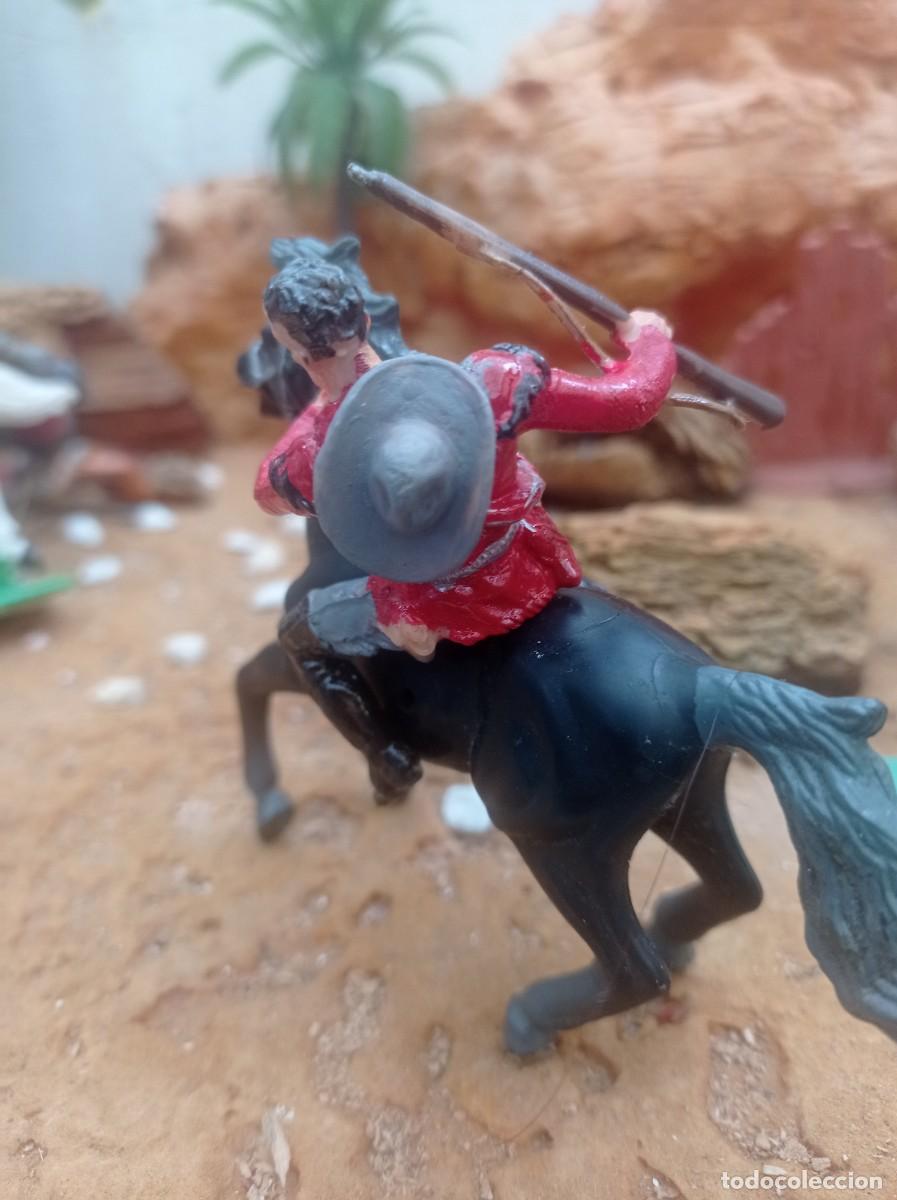 Figuras de goma y PVC: Vaquero y caballo de elastolin - Foto 3