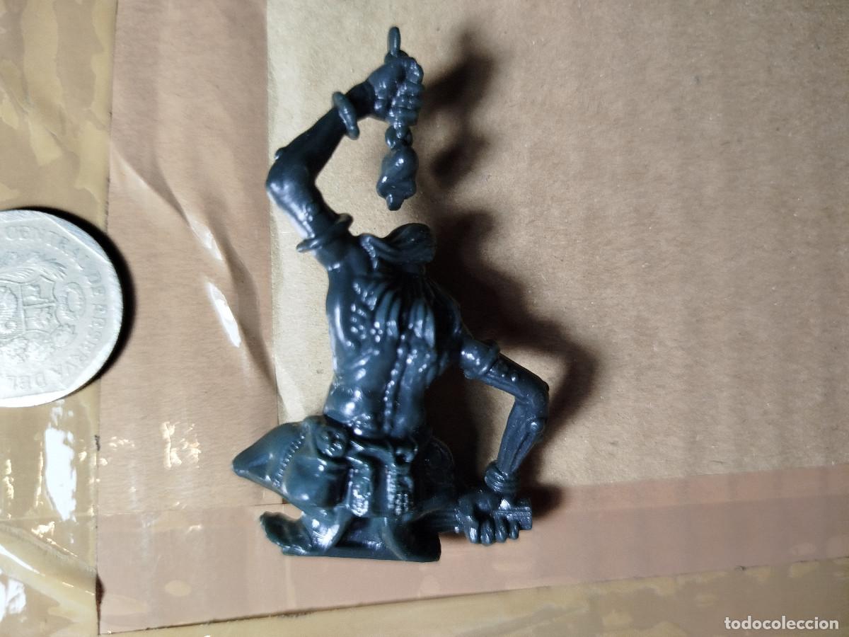Figuras de goma y PVC: Figura Troll descatalogada - Foto 2