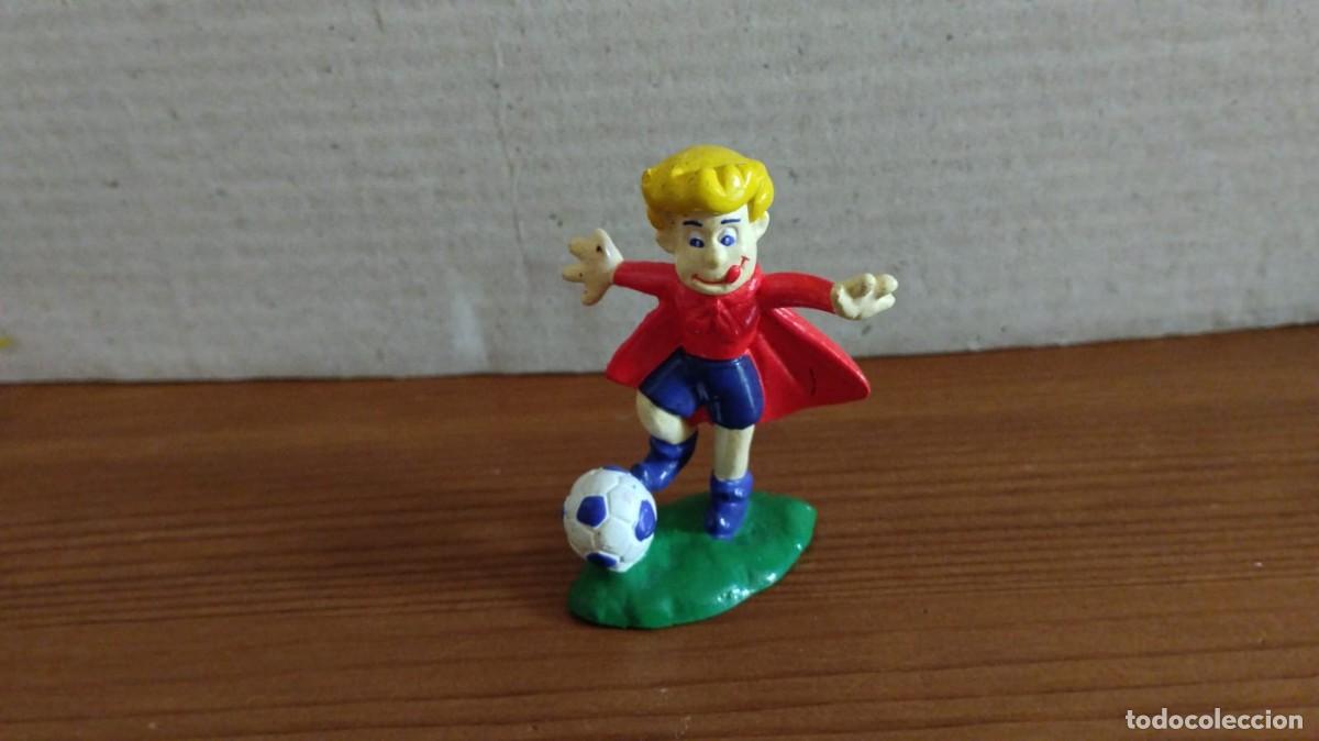 Figuras de Goma y PVC: Figura promocional B&eacute;n&eacute;dicta - Mayo kid - 6 cm