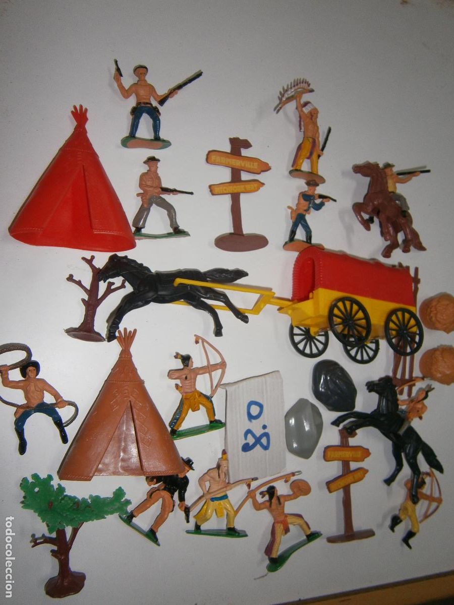 Figuras de goma y PVC: ESPECTACULAR LOTE DE FIGURAS Y COMPLEMENTOS DEL OESTE - Foto 1