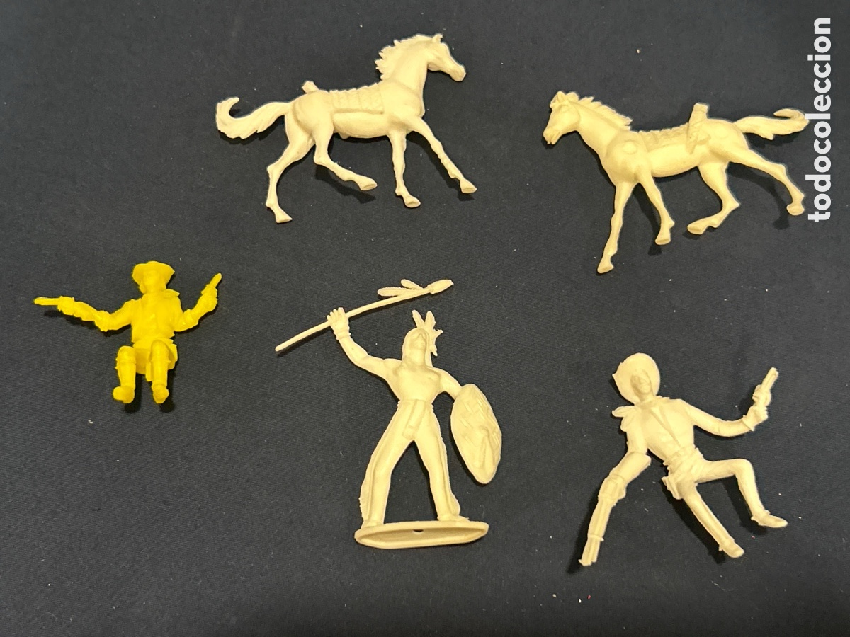 Figuras de goma y PVC: LOTE DE 5 FIGURAS COMANSI - Foto 1