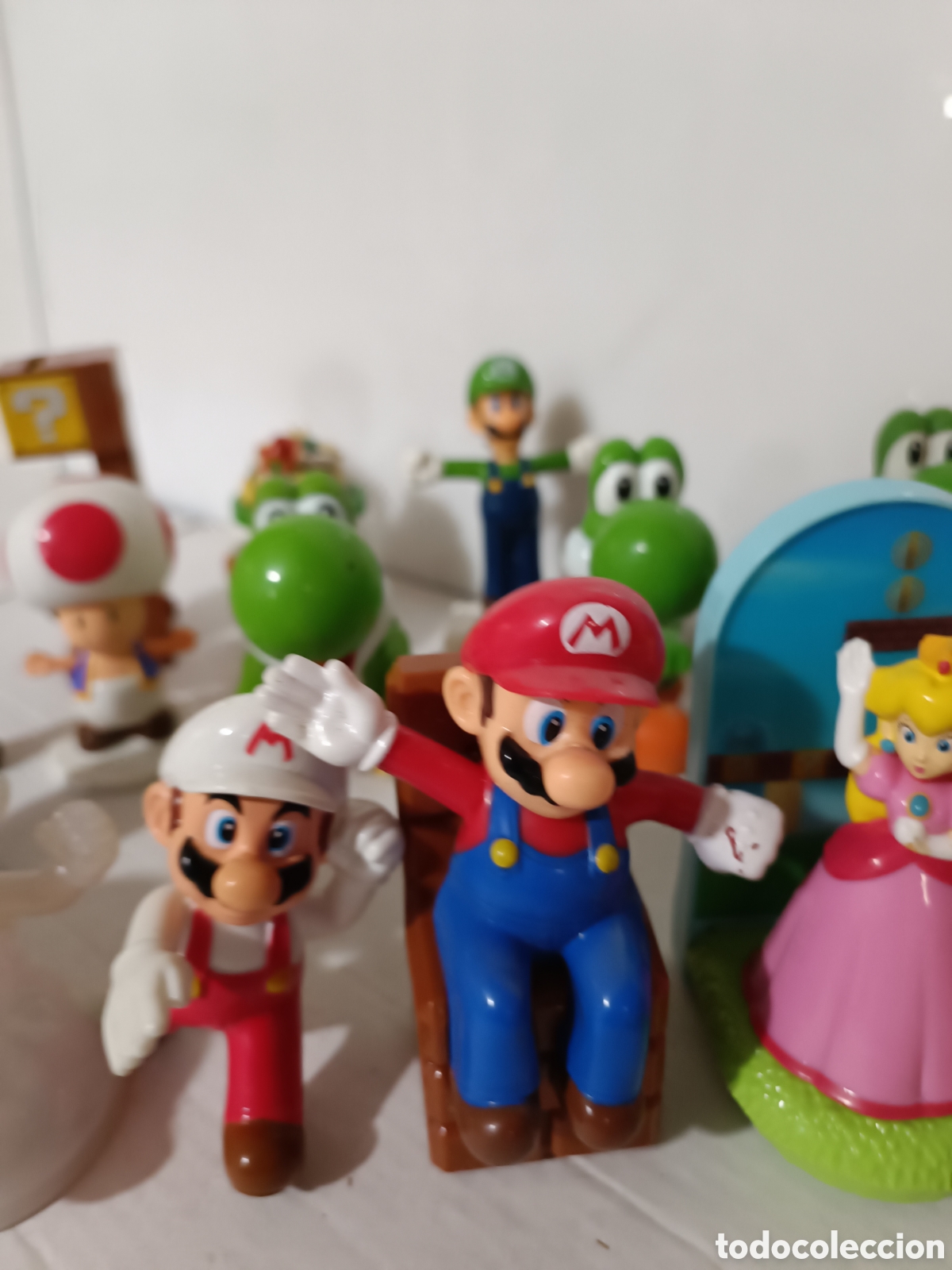 Figuras de goma y PVC: Figuras Mario Bros, McDonalds - Foto 3