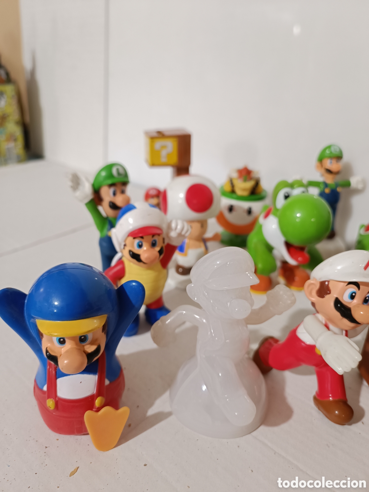 Figuras de goma y PVC: Figuras Mario Bros, McDonalds - Foto 4