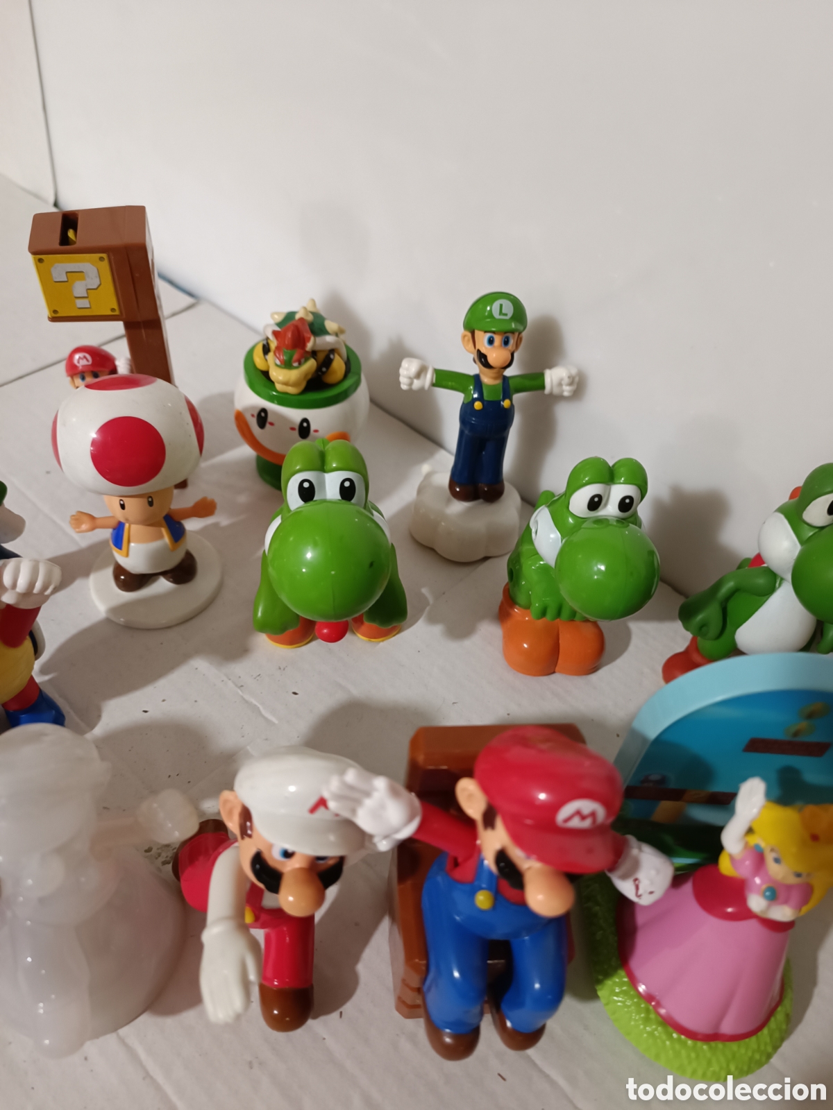 Figuras de goma y PVC: Figuras Mario Bros, McDonalds - Foto 5