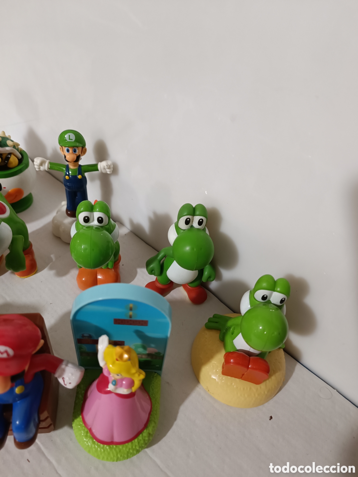 Figuras de goma y PVC: Figuras Mario Bros, McDonalds - Foto 7