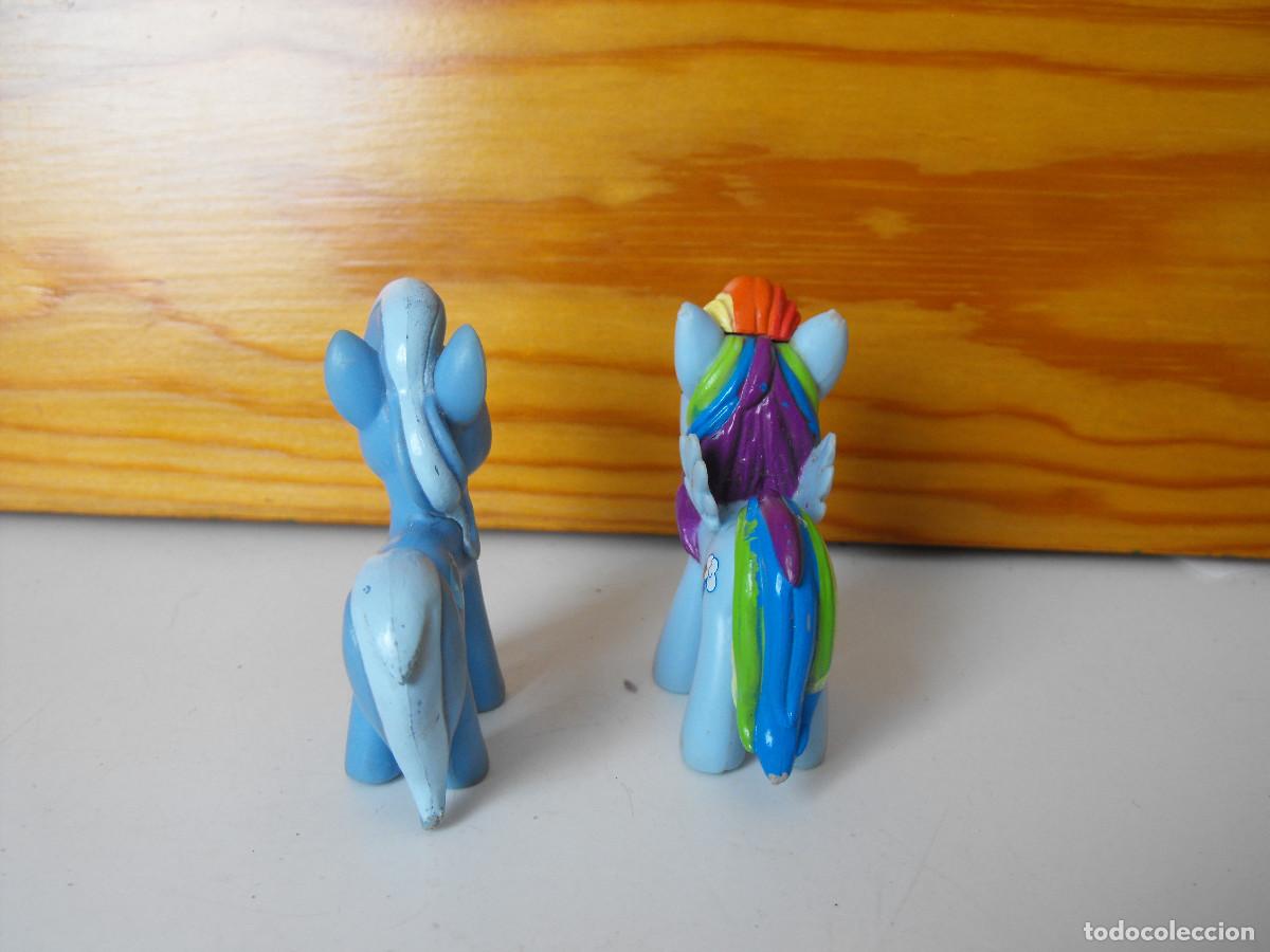 Figuras de goma y PVC: Dos unicornios de HASBRO - Foto 2