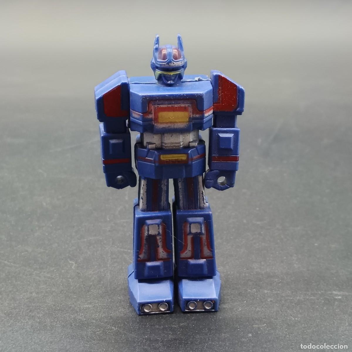 Figuras de goma y PVC: FIGURA DEPLASTICO TRANSFORMERS - Foto 1