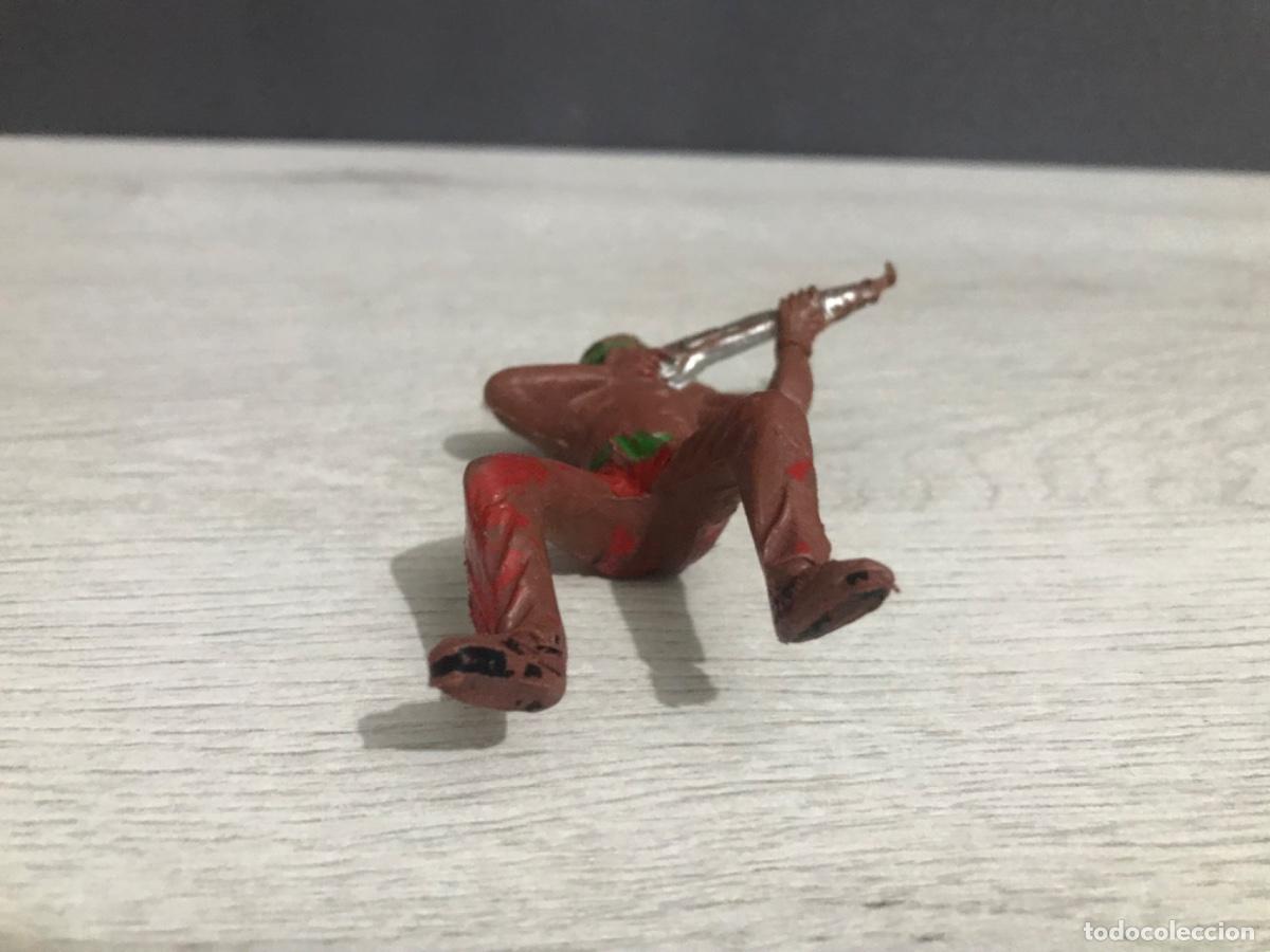 Figuras de goma y PVC: Lote de 3 indios realizados en plastico - Foto 10
