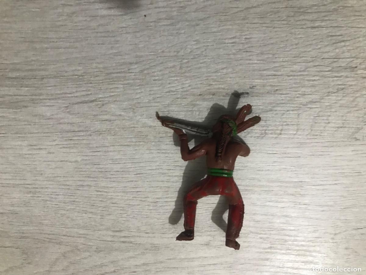 Figuras de goma y PVC: Lote de 3 indios realizados en plastico - Foto 14