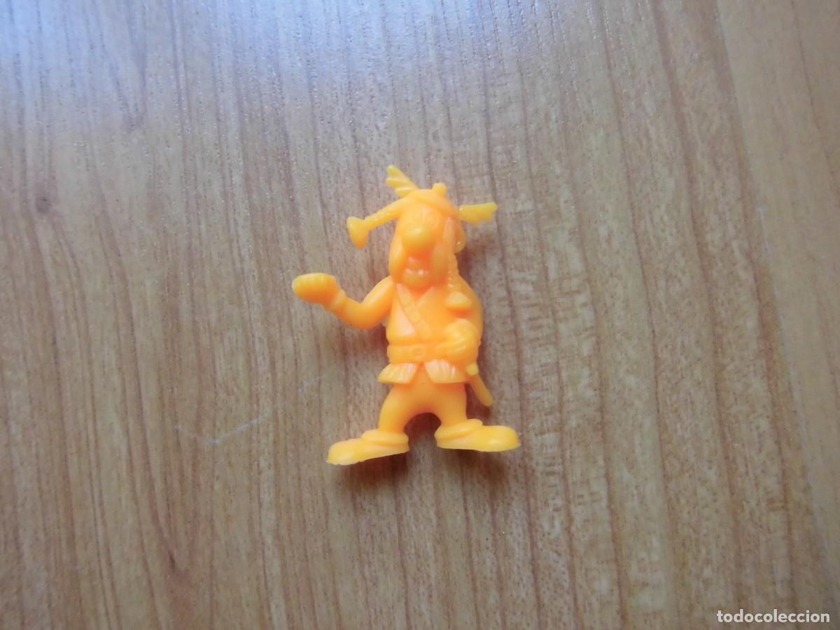 Figuras de goma y PVC: DUNKIN PERSONAJE ASTERIX - Foto 2