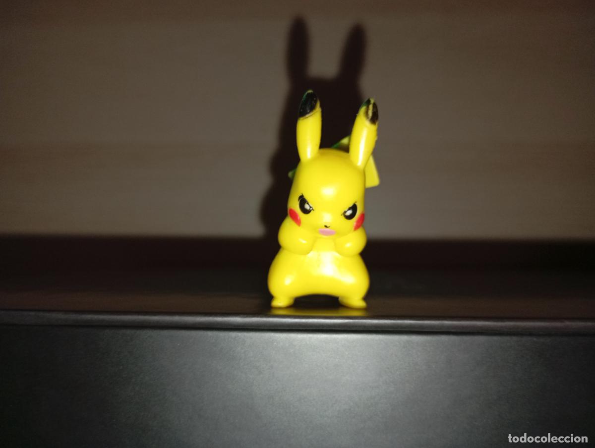 Figuras de goma y PVC: Mu&ntilde;eco figura Pikachu - Foto 1