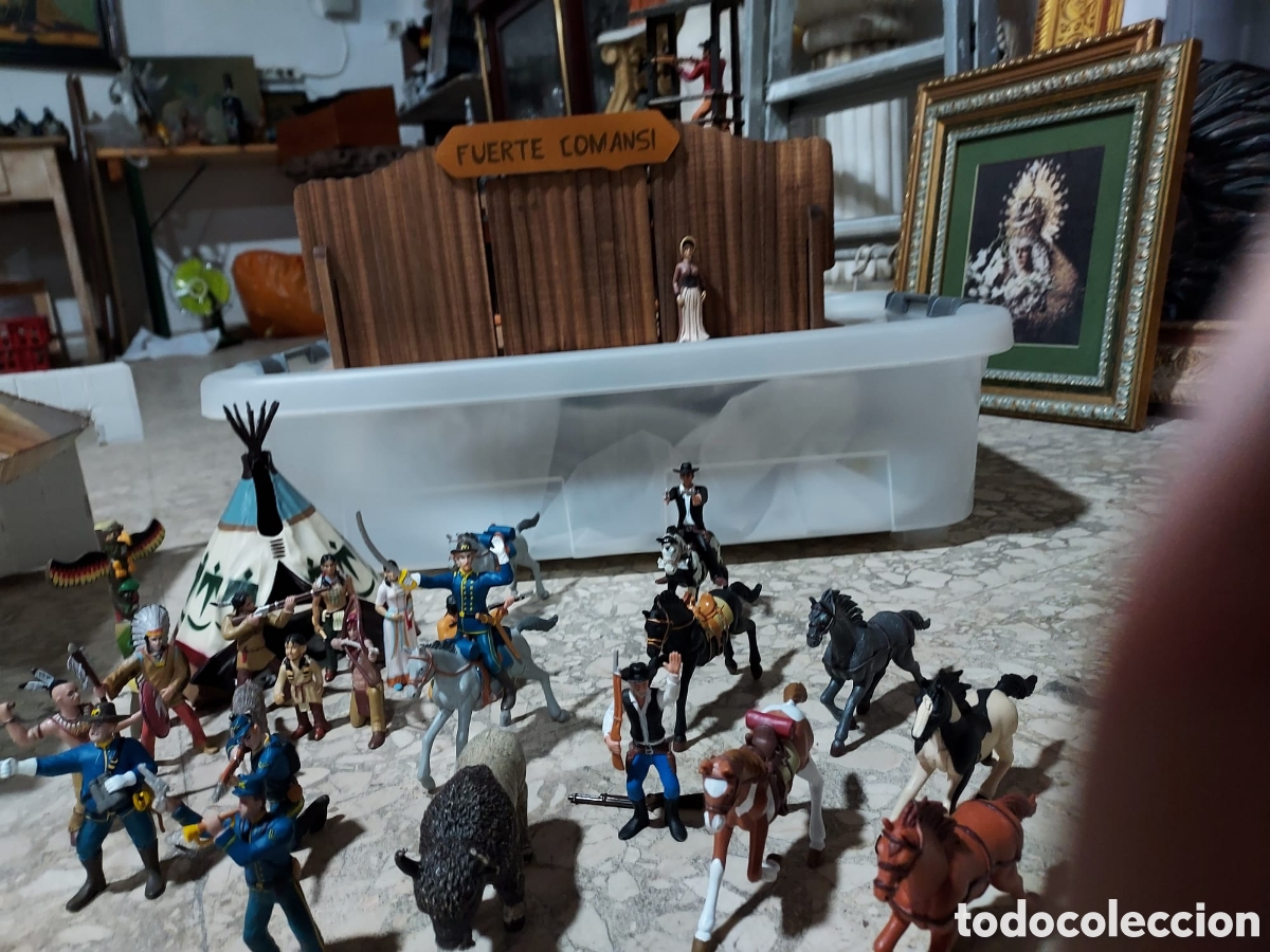 Figuras de goma y PVC: Fuerte comanchi con caja - Foto 2