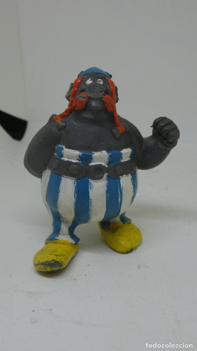 Figuras de goma y PVC: FIGURA DE PVC DE OBELIX. - Foto 1
