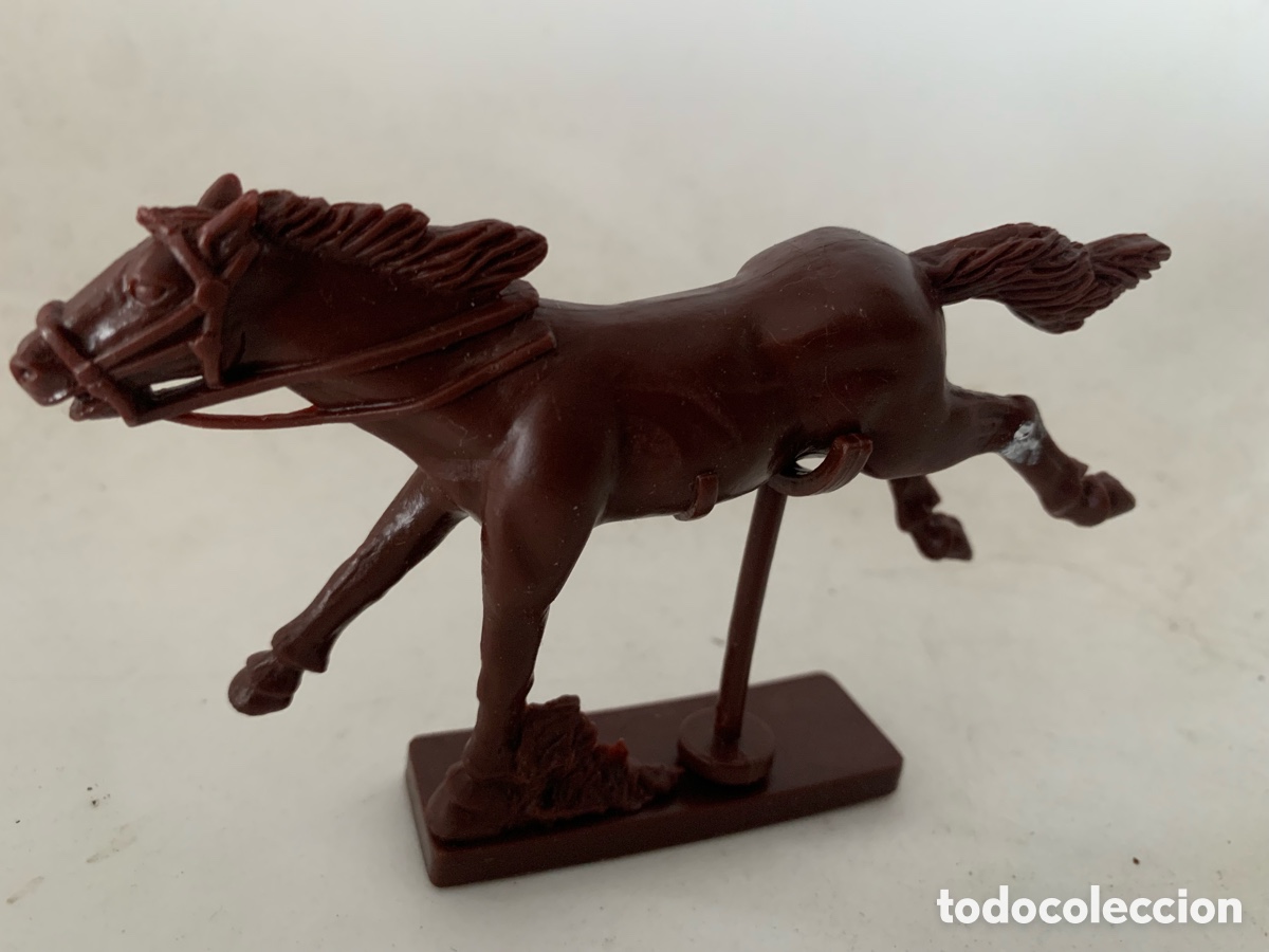 Figuras de goma y PVC: Figura caballo pl&aacute;stico 6 cm - Foto 1