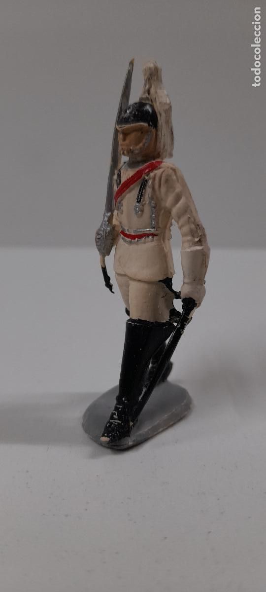 Gummi- und PVC-Figuren: SOLDADO DE DRAGONES EN DESFILE . REALIZADO POR NOVOPLAST . ORIGINAL A&Ntilde;OS 50 EN GOMA