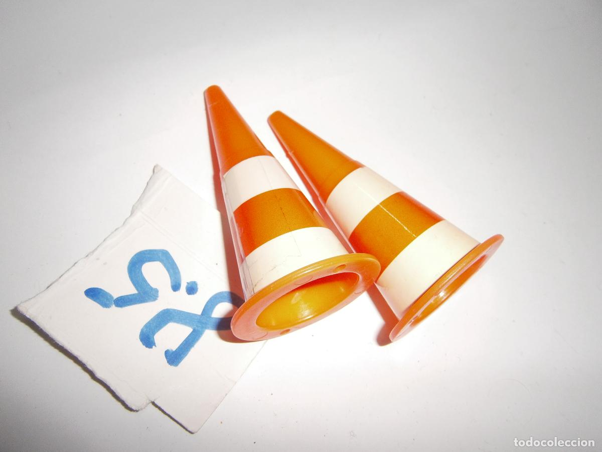 CONOS DE OBRA PARA DIORAMA