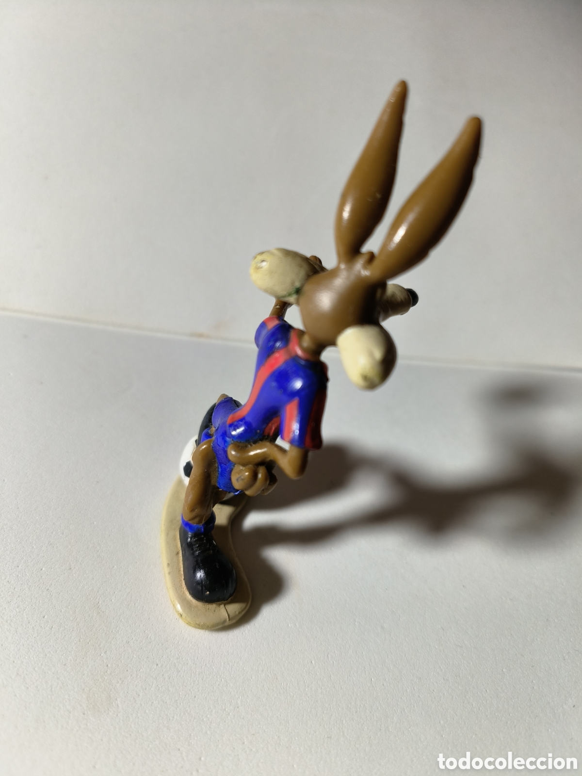 Figuras de goma y PVC: Figura Coyote Bar&ccedil;a 1996 - Foto 3