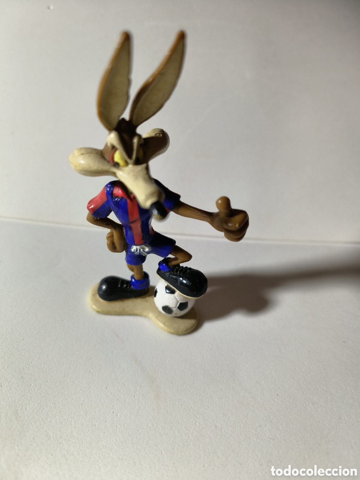 Figuras de goma y PVC: Figura Coyote Bar&ccedil;a 1996 - Foto 1
