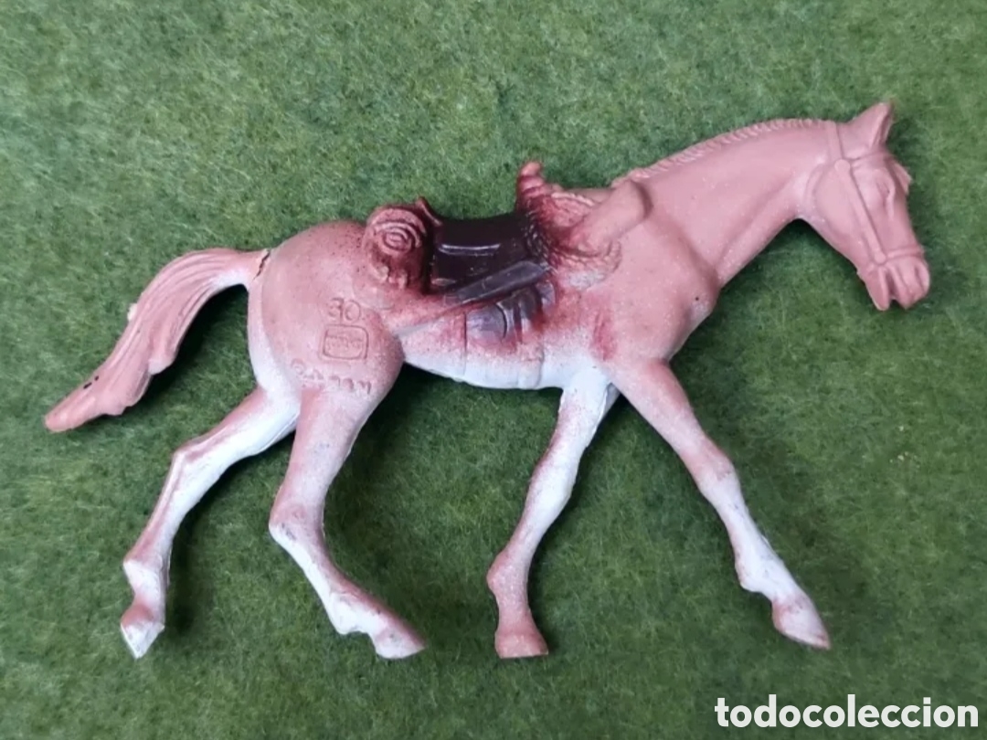 Figuras de goma y PVC: Comansi caballos 3a &eacute;poca Lote 5 indios vaqueros - Foto 2