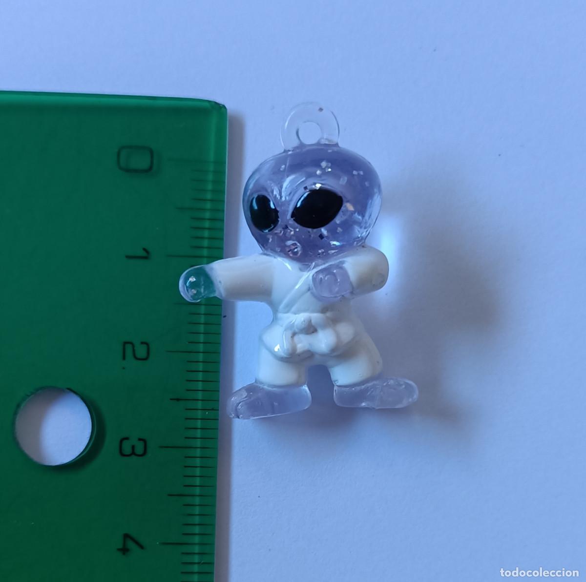 Figuras de Goma y PVC: alien judoka juo yudo karate kimono karateca olimpiadas plastico figurita figura mu&ntilde;equito mu&ntilde;eco