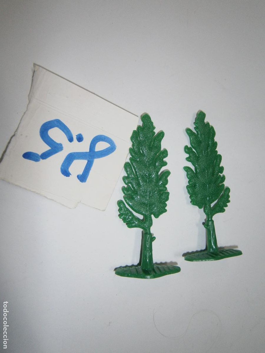 Rubber and PVC Figures: FIGURA DE GOMA O PVC - ARBOLES PARA DIORAMA