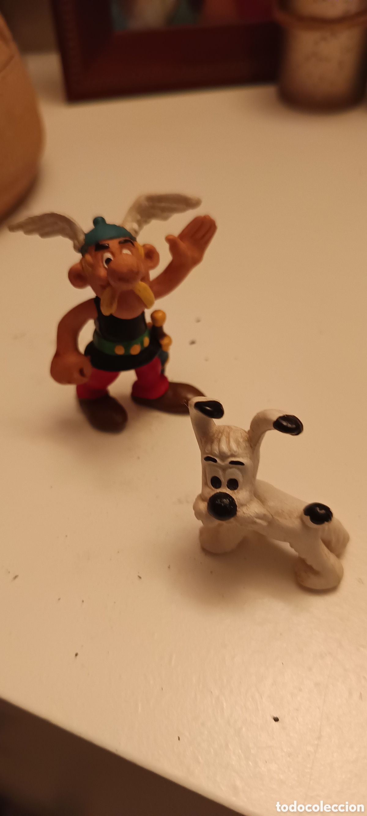 Figuras de goma y PVC: Figura de Asterix e Idefix - Foto 1