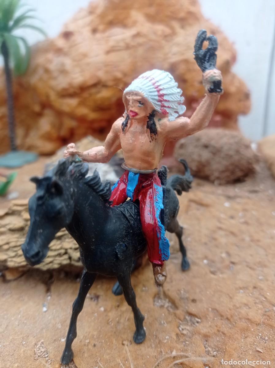 Figuras de goma y PVC: Indio con caballo de elastolin comansi - Foto 1