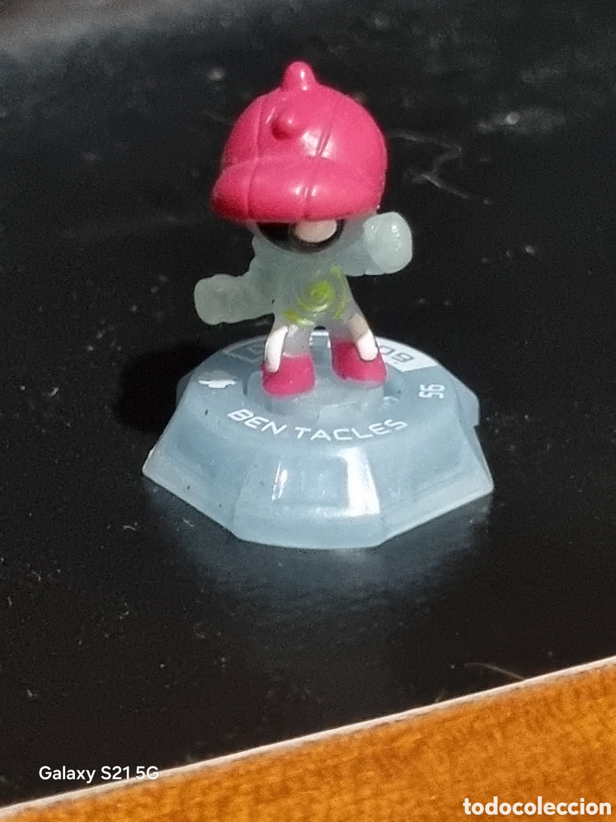 Figuras de goma y PVC: FIGURA KOBOTS BEN TACLES - Foto 1