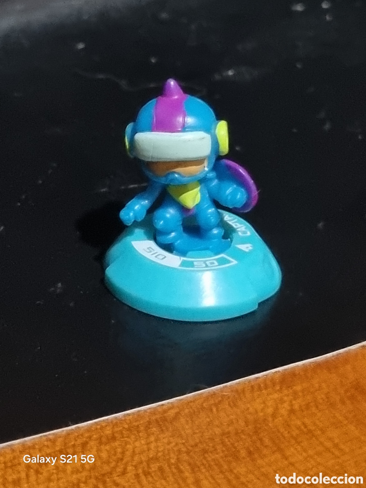 Figuras de goma y PVC: FIGURA KOBOTS CAPIT&Aacute;N BLASTER - Foto 1