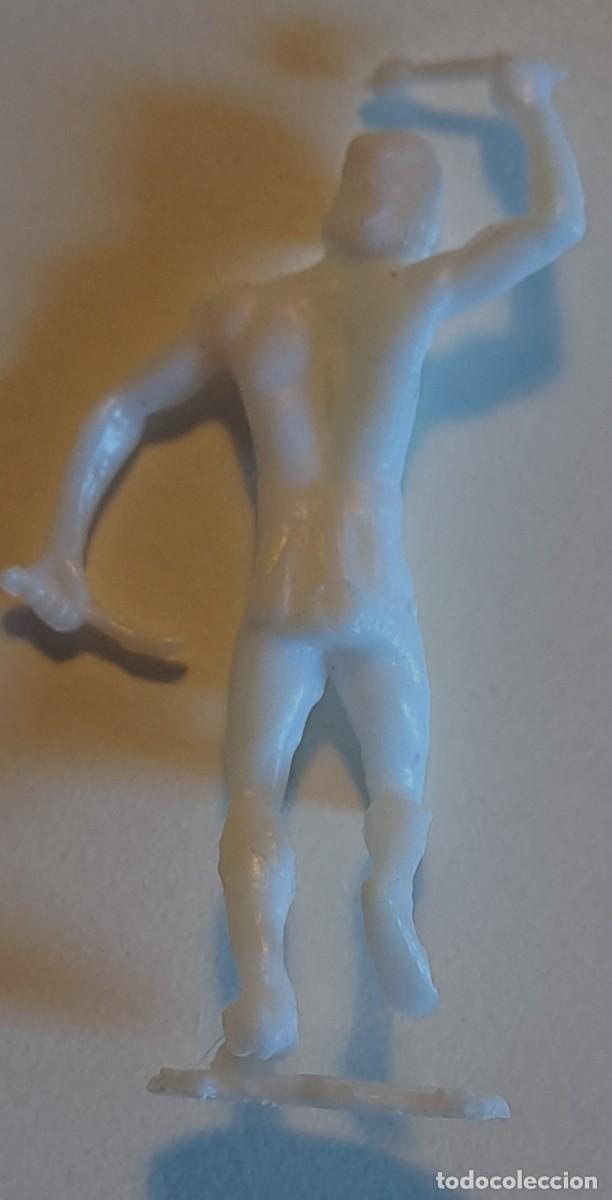 Figuras de goma y PVC: FIGURA PLASTICO BLANCO OESTE INDIO ( 6 cm) - Foto 2
