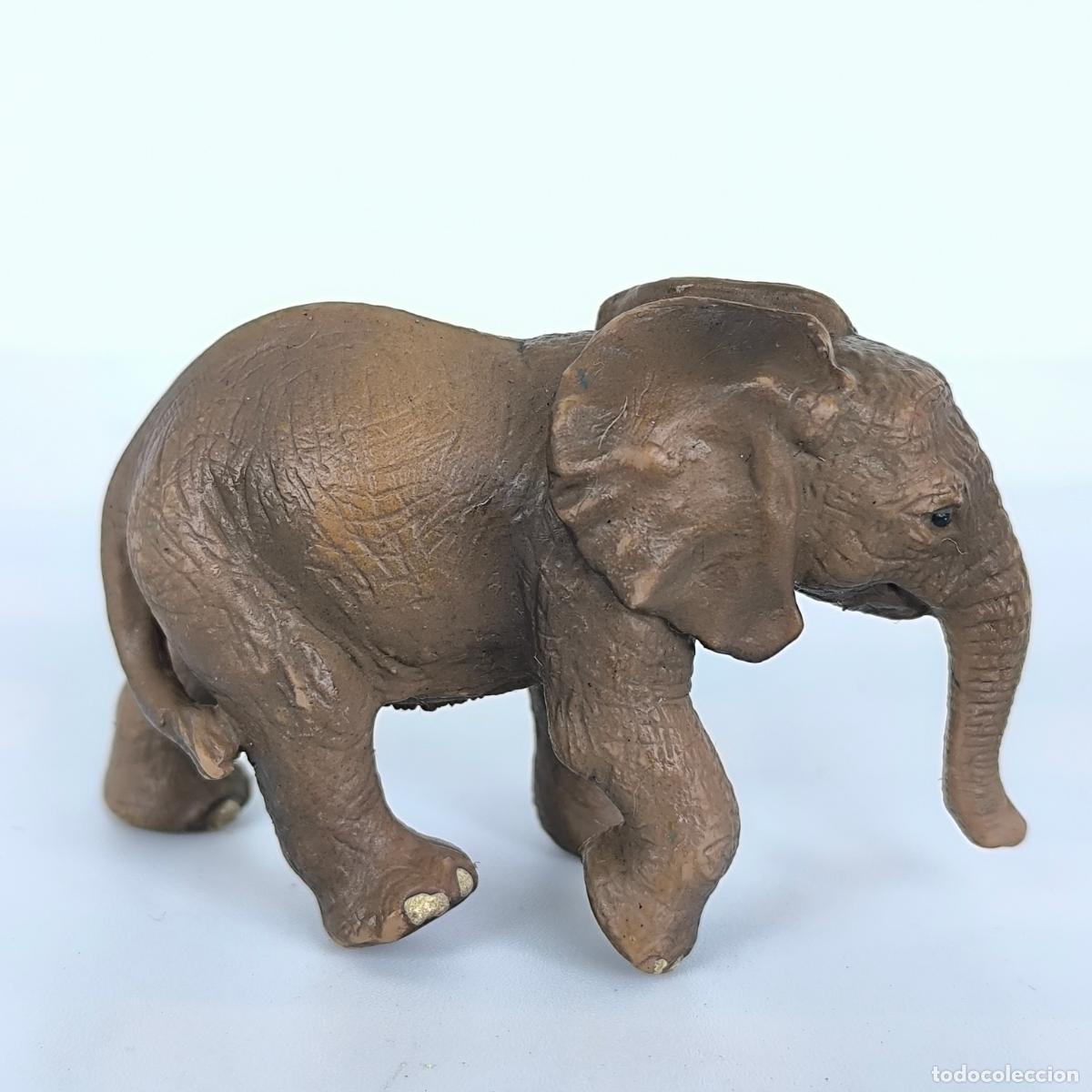 Figuras de goma y PVC: CRIA ELEFANTE SCHLEICH 2003 - Foto 2
