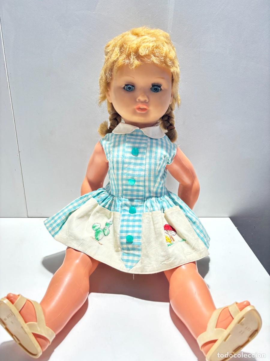 Figuras de goma y PVC: MU&Ntilde;ECA MUY ANTIGUA A&Ntilde;OS 60 VINTAGE